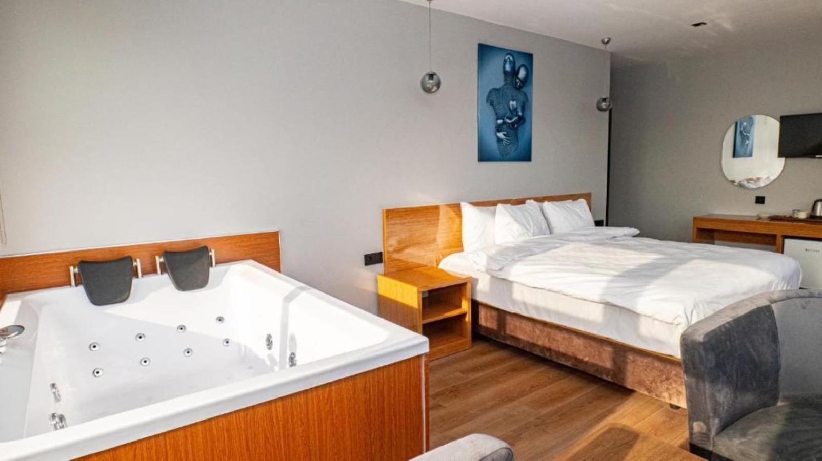 Elite Marmara Pansiyon Camlica Estambul Exterior foto